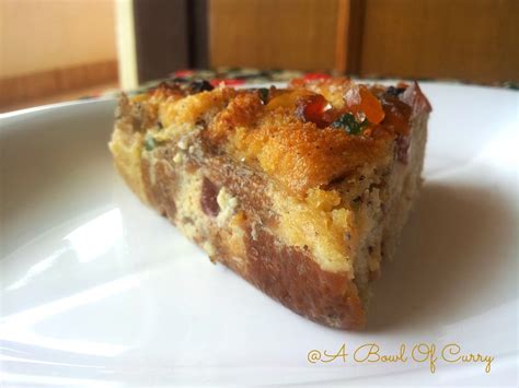 A Bowl Of Curry: Easy Bread Pudding with Nuts and Raisins