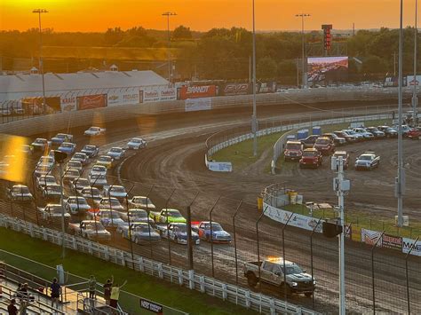 NASCAR results from Knoxville Raceway Tonight, the NASCAR Truck Series goes dirt racing in ...