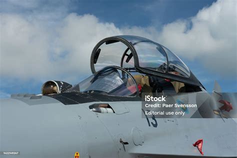 Cockpit Sukhoi Su27 Stock Photo - Download Image Now - Aerospace ...