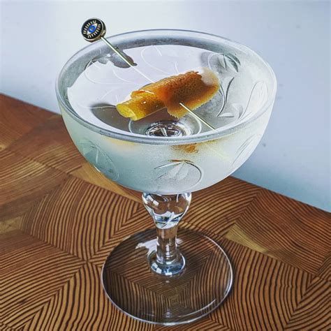 Gin Martini with a Grapefruit Twist Recipe | Cheers Mr. Forbes