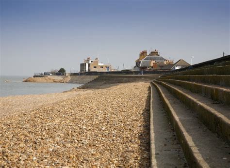 23 Top Beaches to visit in Kent - A simple guide to help you find the ...