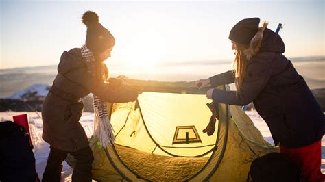 Winter Camping Tips You're Going to Want to Know - Getaway Couple