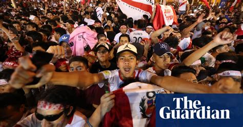 Peru fans and a giant Marilyn Monroe – Thursday's top photos | News | The Guardian