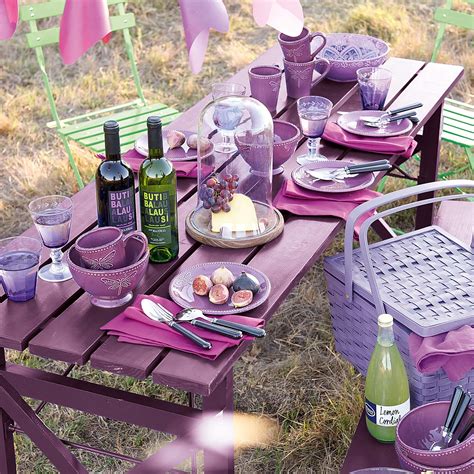 Lavender & purple picnic table | Purple home, Flieder, Lila farbe