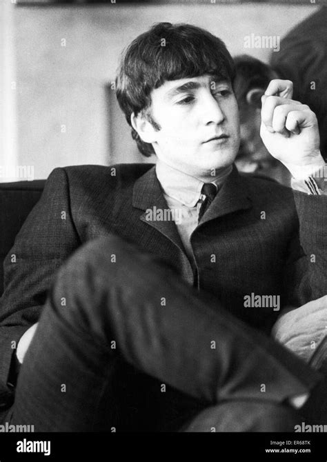 John lennon in court Black and White Stock Photos & Images - Alamy