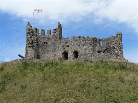 Dudley Castle - a photo on Flickriver