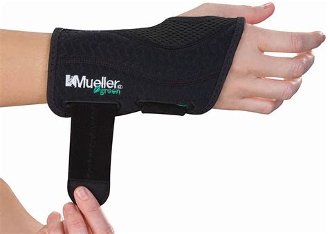 Best Tendonitis Wrist Brace [2023] Top Tendonitis Hand Braces [Reviews]