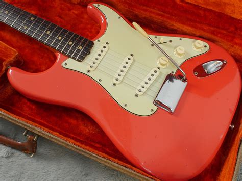 1962 Fender Stratocaster Fiesta Red + OHSC - ATB Guitars