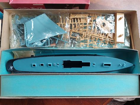Lindberg & Pyro VTG HTF x4 Model Ship Kits *Open Box Used* 24225708541 | eBay