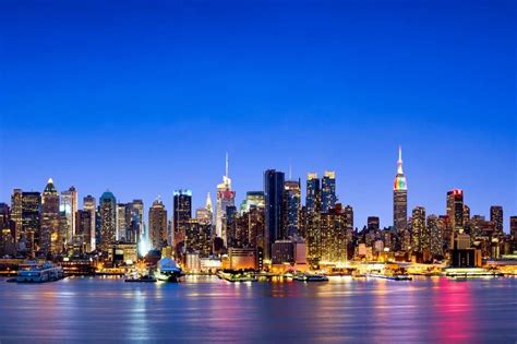 New York Manhattan Skyline - Wallpaper