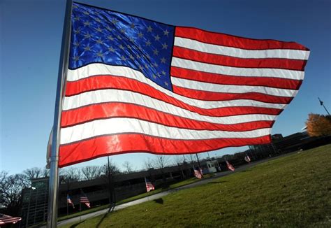 Alabama family refuses to remove American flag despite homeowners ...