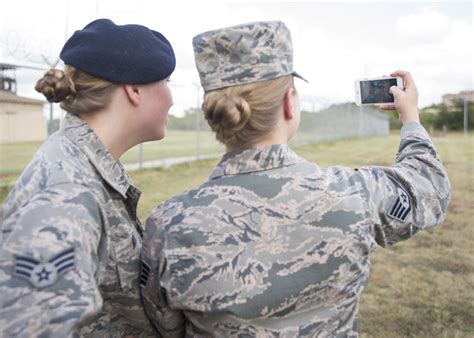 The Best Military Cell Phone Discounts You Should Know About