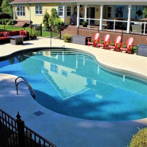 Vinyl Pool Shapes & Designs | Latham Pools