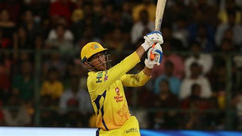 Dhoni breaks personal six-hitting record in IPL | ESPN.com