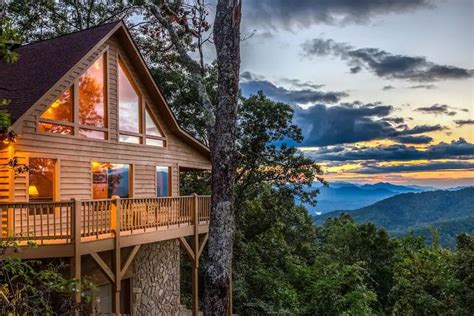 Top 15 Smoky Mountain Cabin Rentals for a Gorgeous Getaway