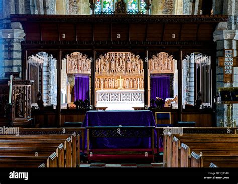 Interior of St Andrew's Church, Ashburton, Devon, England UK Stock ...