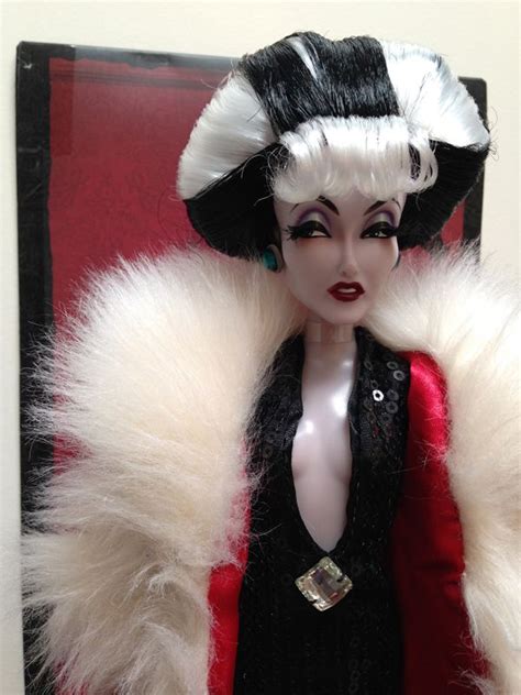 young cruella de vil deviant | Villains Designer Cruella De Vil hair front by Shaithye | Cruella ...