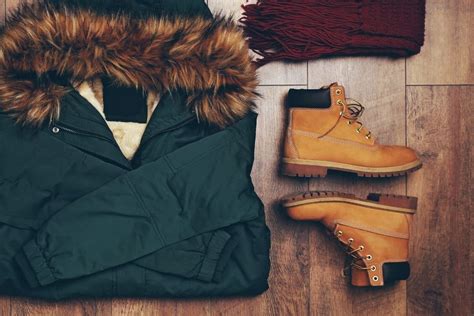 Winter Clothing in Canada - How to Dress During Winter in Canada