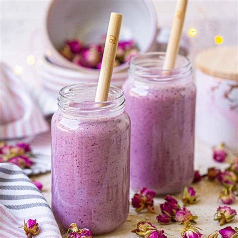 Acai Berry Smoothie - Coconut Bowls