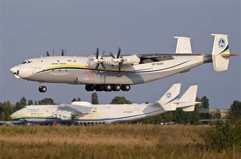 The Antonov An-22: The World's Largest Turboprop Aircraft - Simple Flying