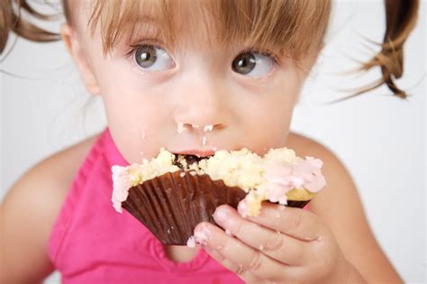 Suite 106 Cupcakery: Cutest Little Cupcake Girl Ever!