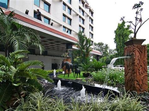 Best Price on The Orchid Hotel in Mumbai + Reviews!