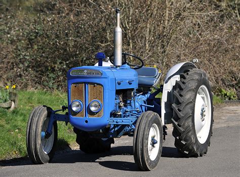 Fordson Super Major New Performance Tractor Side Lamps ready to paint and fit* Agriculture ...