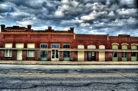 Shot of abandon Granger Texas : r/HDR