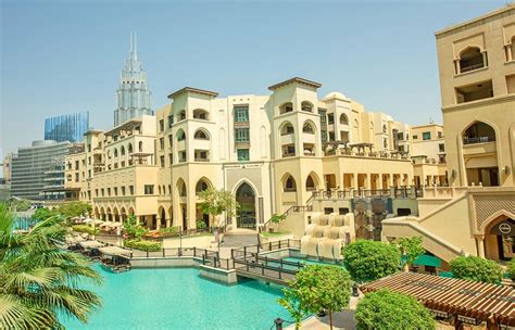 A Guide to Souk Al Bahar Dubai: Restaurants, Shops & More | MyBayut