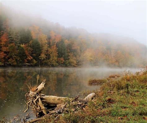 Tennessee Fall Colors- 12 Great Places to Enjoy Fall Foliage