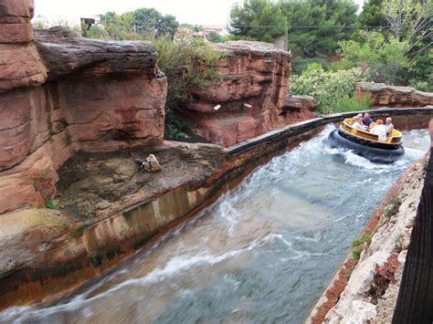 Grand Canyon Rapids - Intamin Amusement Rides