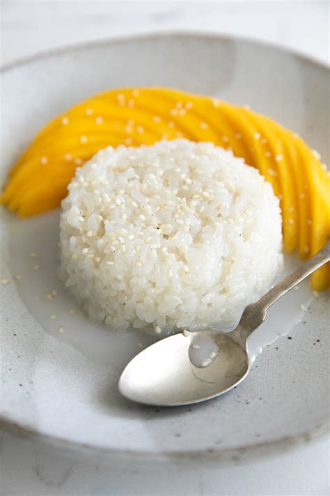 Thai Mango Sticky Rice Recipe (Khao Niaow Ma Muang) | Recipe | Mango sticky rice recipe, Sticky ...