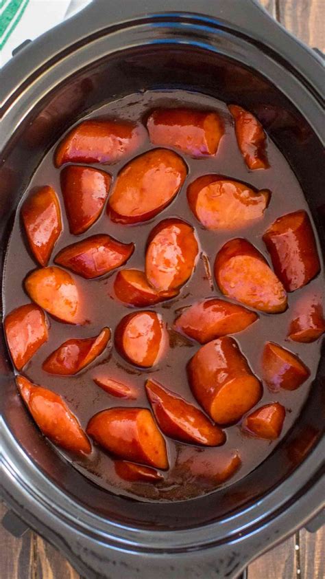 Easy Slow Cooker Kielbasa [VIDEO] - S&SM