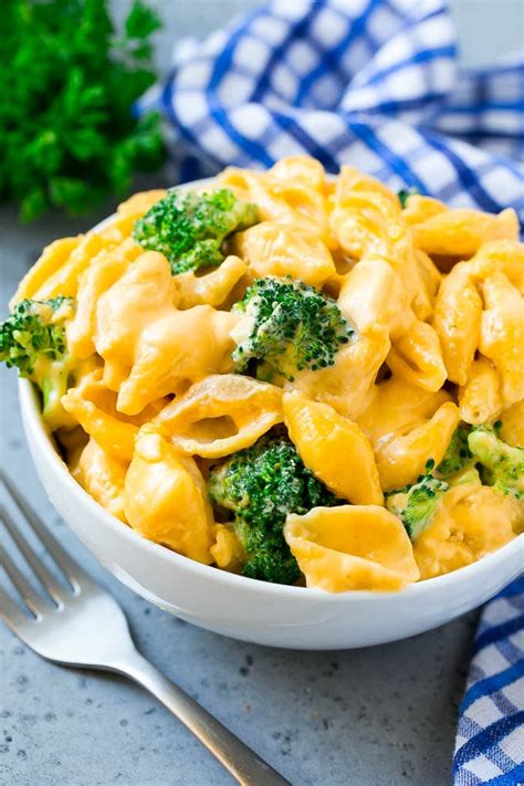 Broccoli Mac and Cheese - Dinner at the Zoo