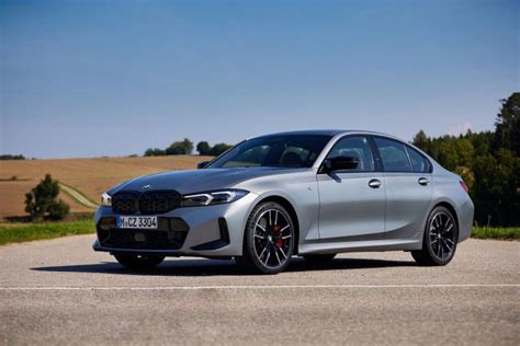 A Closer Look at the 2023 BMW M340i xDrive Sedan - BMW.SG