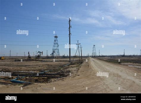 Oil fields on the Absheron Peninsula near Baku in Azerbaijan Stock ...