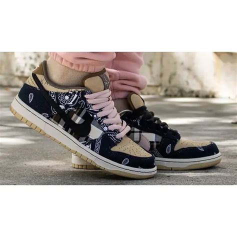 Travis Scott X Dunk Low Premium QS SB 'Cactus Jack' | lupon.gov.ph