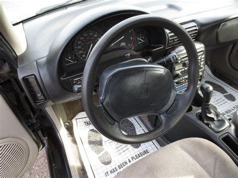 1997 Saturn S-Series - Interior Pictures - CarGurus