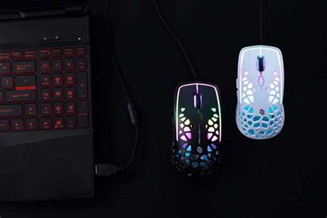 Zephyr Lightweight Gaming Mouse with Built-in Fan | Gadgetsin