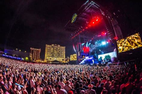 Las Vegas Festival Grounds 2024 - Ilsa Mallissa