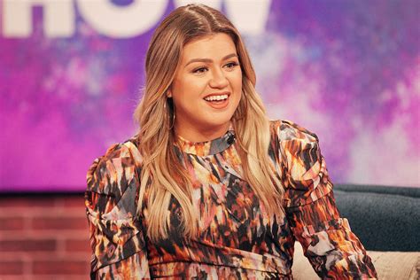 Kelly Clarkson Net Worth - Updated 2023 » Whatsthenetworth.com