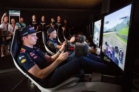 Max Verstappen's secret tip for success in Formula 1 - racing simulator | G-Performance