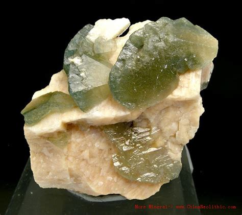 Hydroxyapatite-Hydroxyapatite-Mineral Photos-Mineral Encyclopedia-Neolithic Mineral - Mineral ...