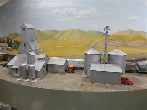 Simple grain elevator design - the MRH Forum