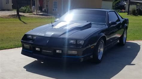 1990 Chevrolet Camaro IROC-Z for Sale at Auction - Mecum Auctions