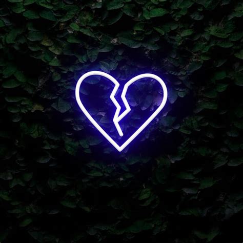 Heart Broken LED Neon Sign - Neon Direct