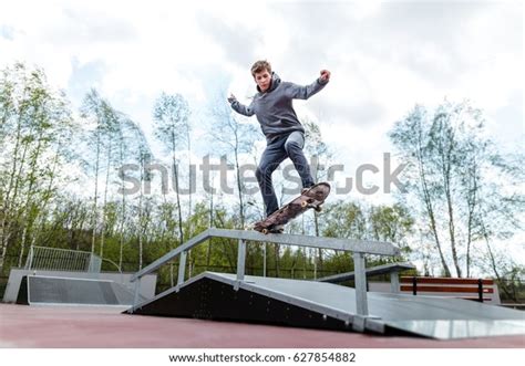 9 Frontside Flip Images, Stock Photos & Vectors | Shutterstock