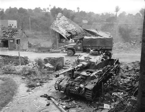 World War II Pictures In Details: Destroyed Panzerkampfwagen IV Ausf.J in Normandy