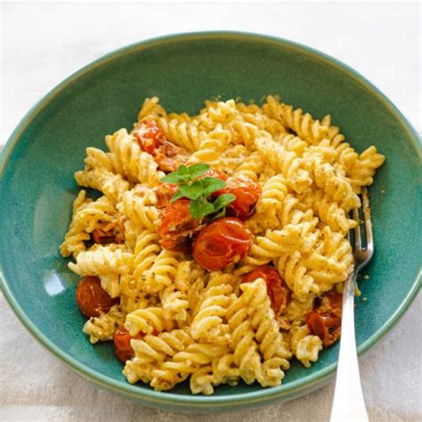 Baked Tomatoes & Feta Pasta – Little Pans