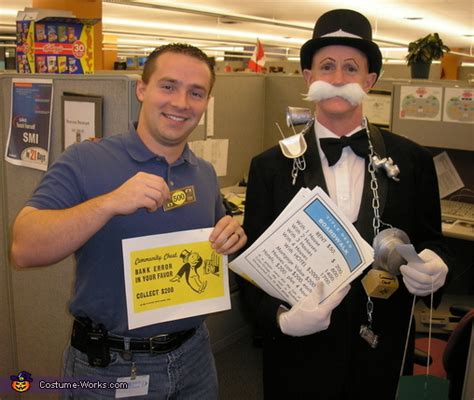 Monopoly Rich Uncle Pennybags Costume - Photo 3/5